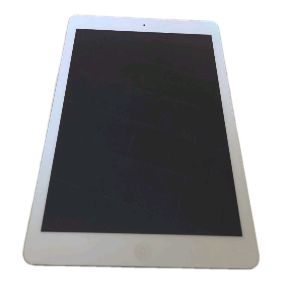 Apple iPad Air Silver A-1474 32GB 1st Gen i0S WiFi  9.7" Screen Dual Camera